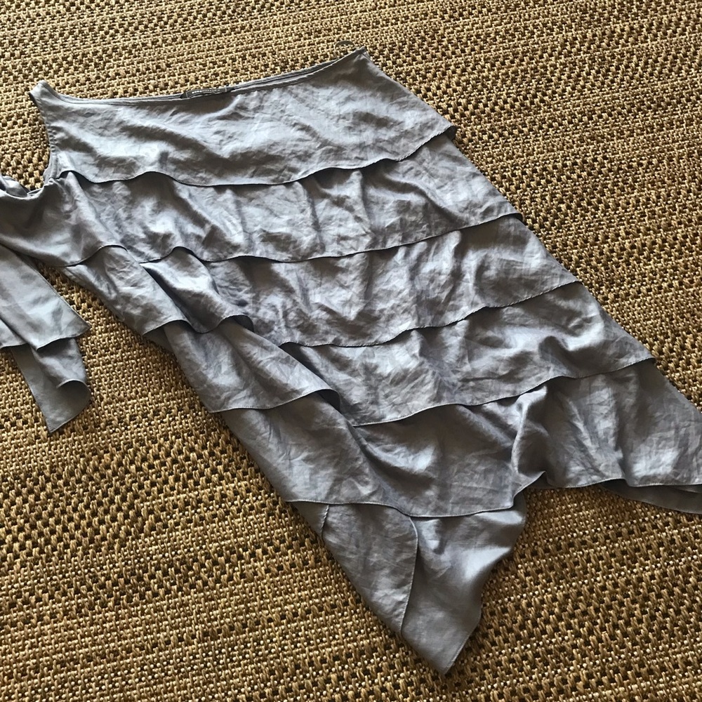 Bcbg sexy off shoulders dress cocktail lined!!